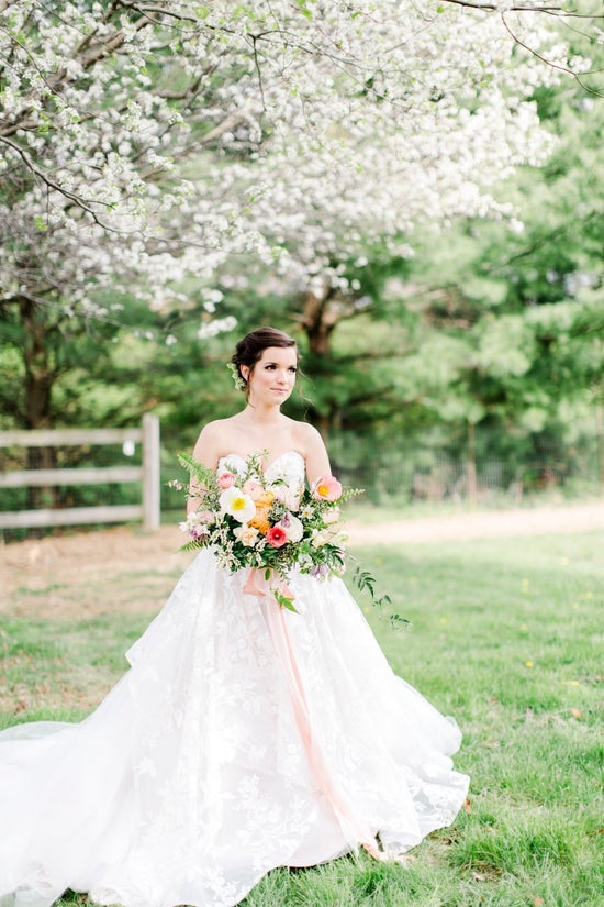 Organic and Whimsical Styled Shoot Featured on Kentucky Bride - The Lesser Bear