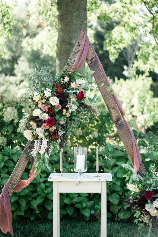 Wedding Ceremony and Reception Backdrop and Decor Ideas - The Lesser Bear